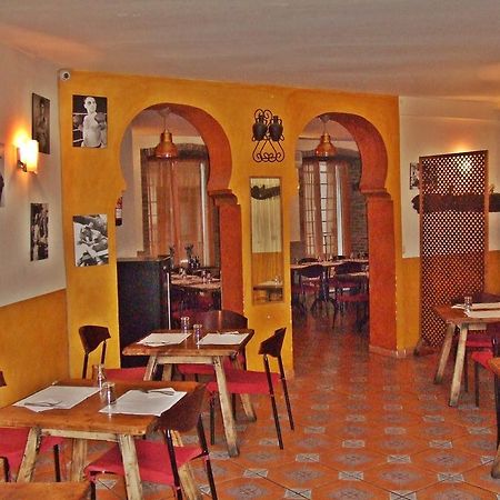 Hostal Madrid Centro Luaran gambar